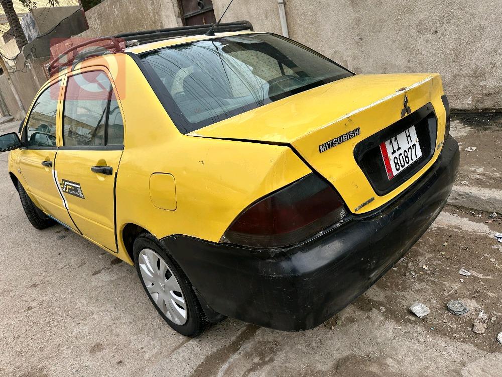 ميتسوبيشي لانسر